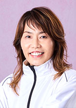 池　　　千夏